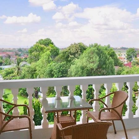 Appartement The Park Vientiane à Ban Nongdouang Extérieur photo